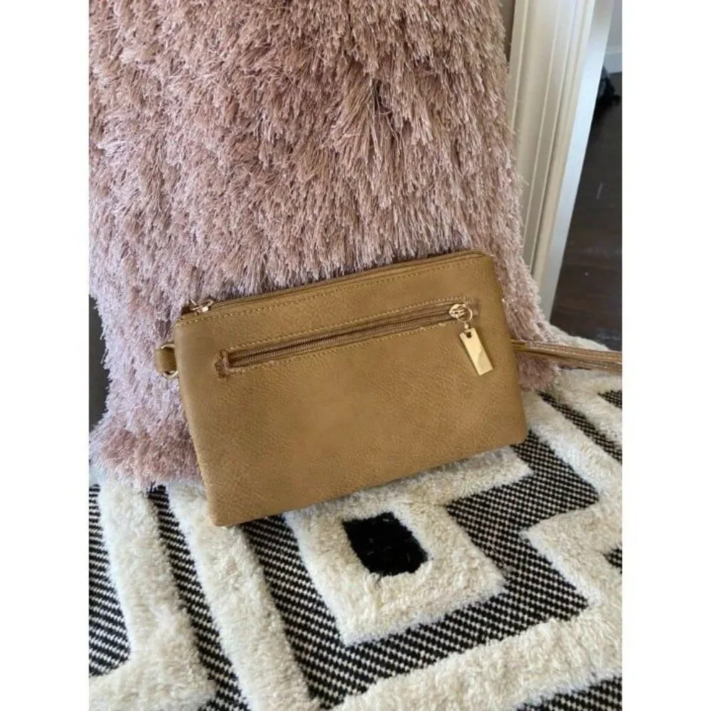 Michael Kors Wallet/Wristlet/Purse